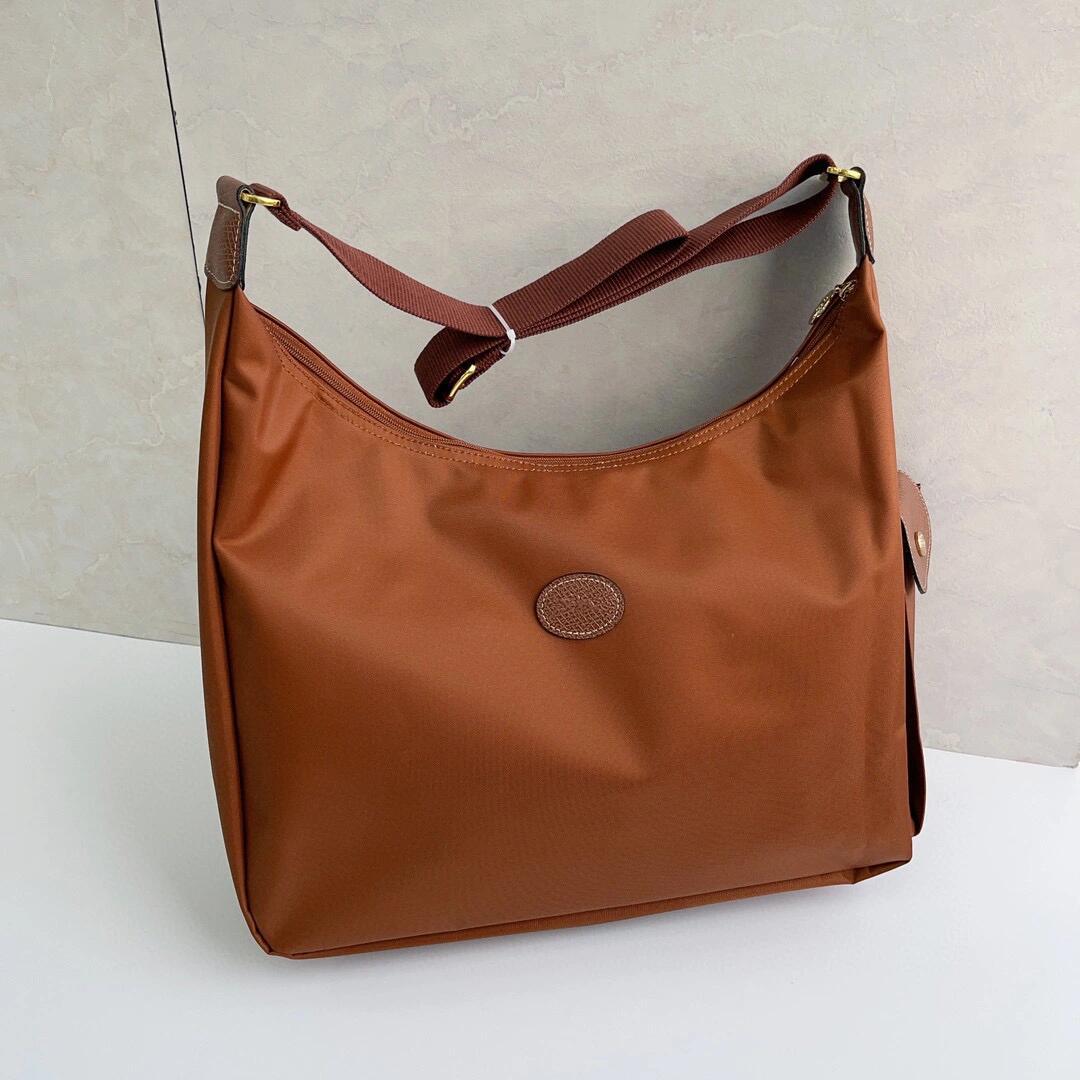 2024年新款龙骧高版hobo腋下邮差包龙骧简约单肩包王菲机场同款包