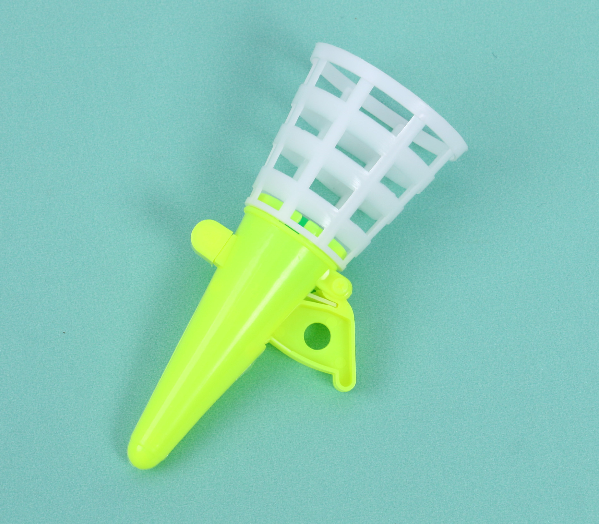 厂家直销 减压对接太空球学校周边地摊幼儿园赠品塑料小玩具