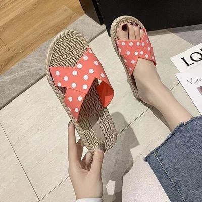 New Slippers Women's Summer Outdoor All-Matching Fashion Polka Dot Internet Celebrity Soft Bottom Flat Heel Ins Non-Slip Beach Shoes Women