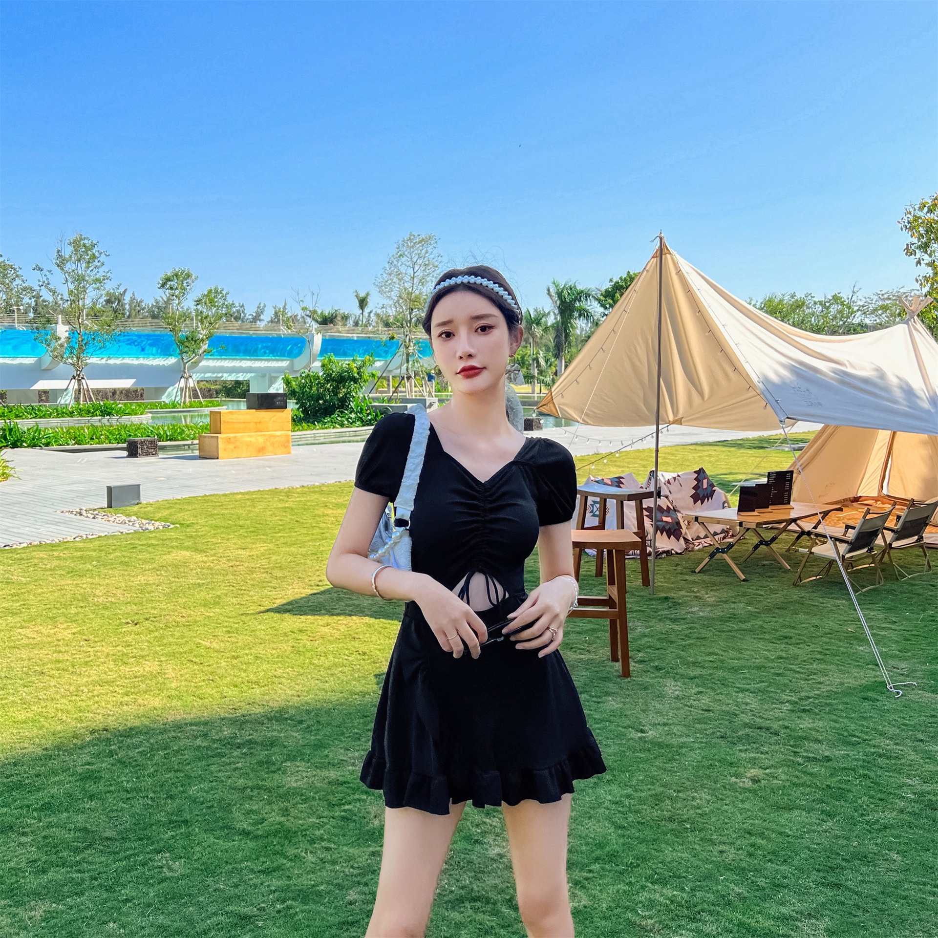 韩版连身泳衣网红风游泳裙子仙显瘦女生新款泳装保守小胸平胸夏季