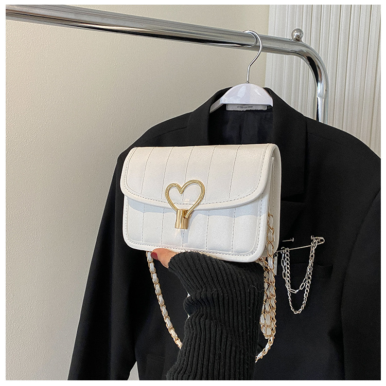 Women's Bag 2022 Autumn New Fashion Trendy Diamond Chain Shoulder Bag Korean Style Simple All-Match Love Messenger Bag