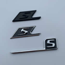 适用奔驰amg改装samg车标c63s标志后尾标黑色厂家直销标贴字标