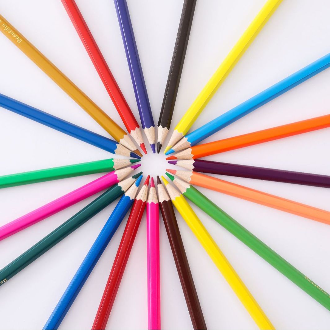 Student stationery color Lead oil 12 colors 24 colors 48 colors 36 Drawing Fine Arts Kindergarten nis Color Pencils Wholesale Application Scenario