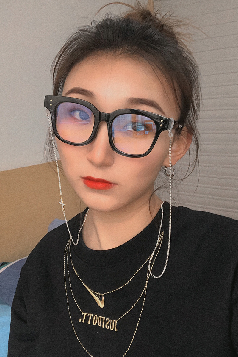 眼镜链条复古洛丽塔挂脖简约时尚潮人眼镜链子男挂绳防滑眼镜挂链