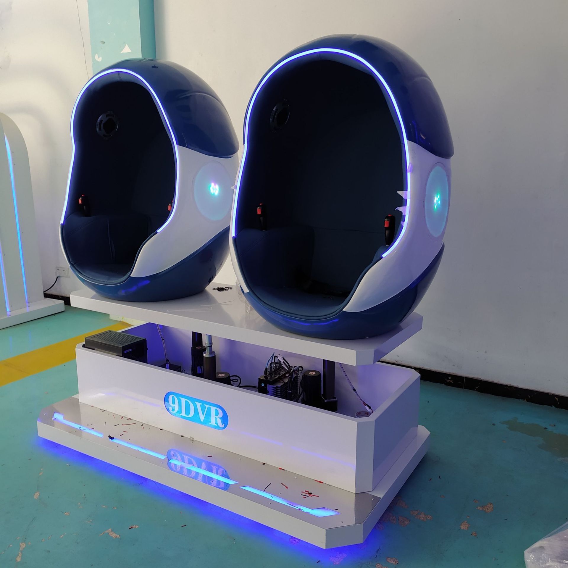 大型vr游戏设备双人蛋椅儿童娱乐商场用体感一体机体验馆员工放松