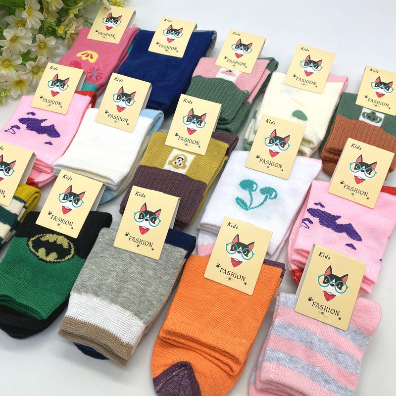 children‘s socks polyester cotton mid-calf cartoon socks autumn and winter independent packaging men‘s and women‘s baby socks cheap stall wholesale