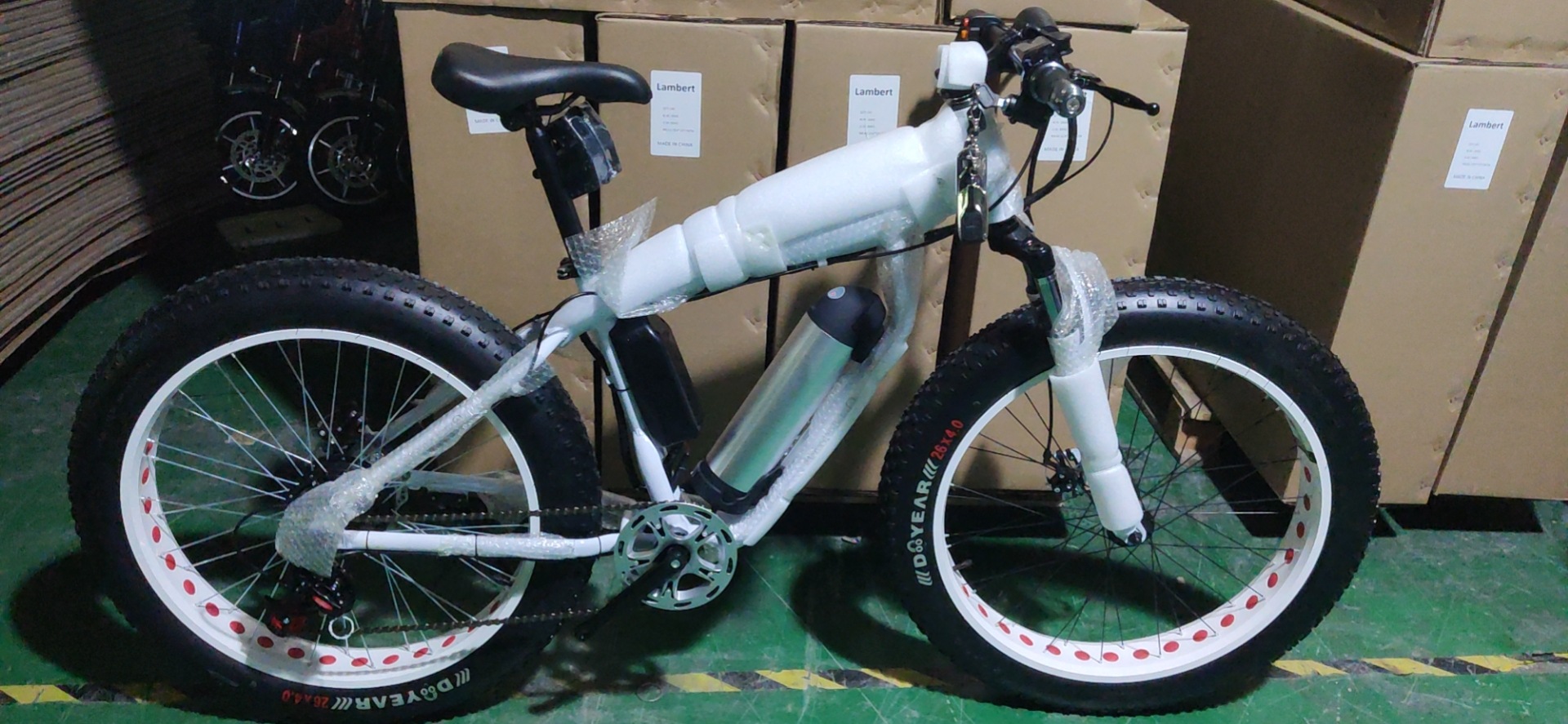 雪地电动迪斯远26寸折叠内藏式电动车 26寸电动自行车 26*4.0沙滩