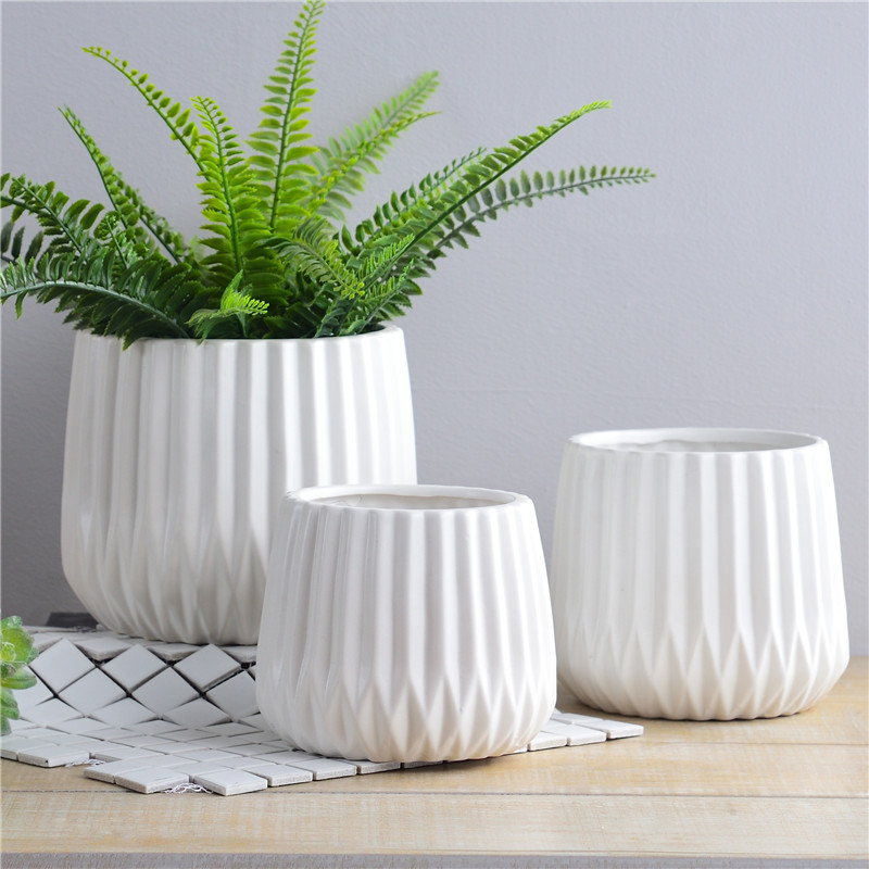 厂家直供ins简约北欧风格 陶瓷花盆 堆圆几何形状哑光黑白颜色百