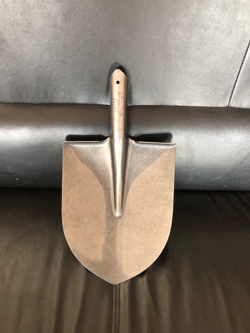 尖锹圆头锹铁铲钢锨shovel钢锹挖树锹spade钢铲原色漆