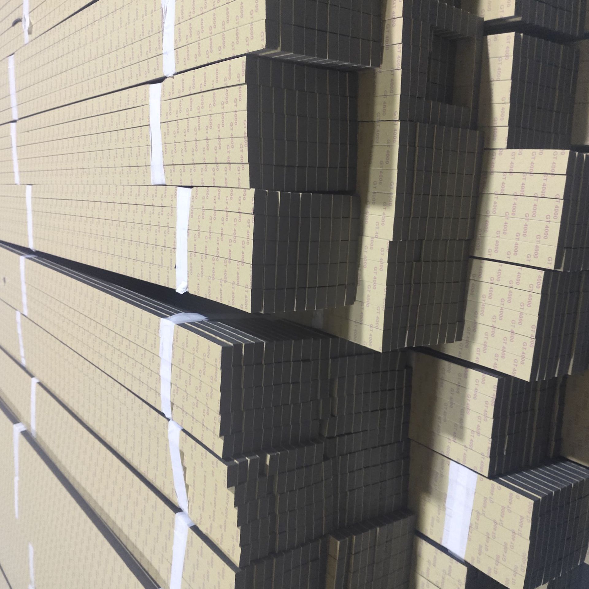 厂家直销幕墙双面胶幕墙双面胶条装饰材料配件物优价廉热卖推荐