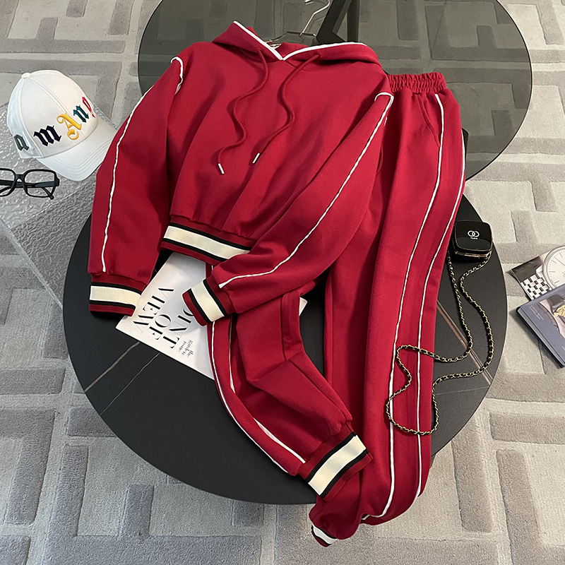 红色运动套装女2023新款洋气秋季时尚减龄休闲连帽卫衣卫裤两件套