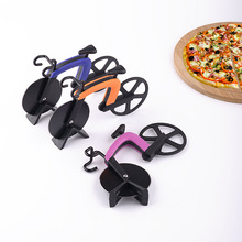 自行车披萨切刀不锈钢创意pizza滚轮切刀双轮亚马逊厨房工具批发