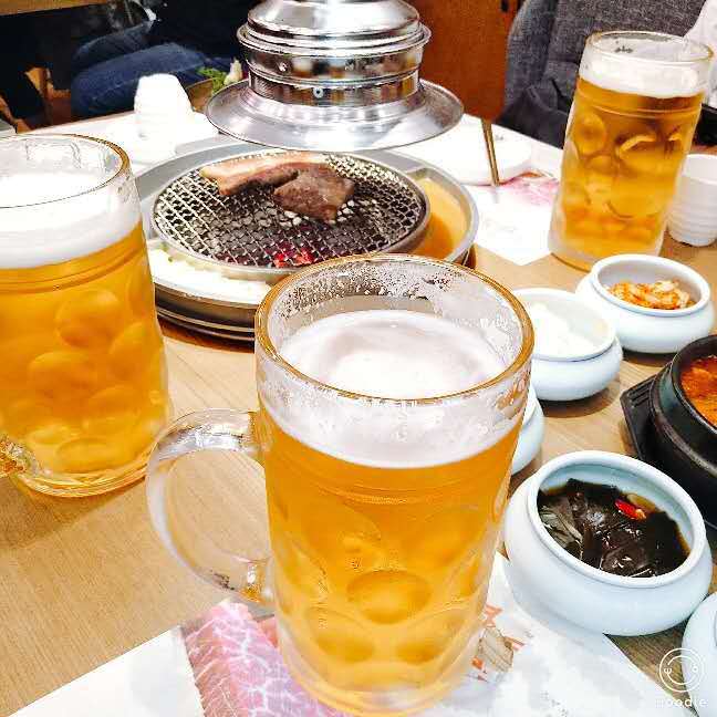 加厚啤酒杯超大容量玻璃杯带把大号英雄杯酒吧大扎啤杯1000毫升ml