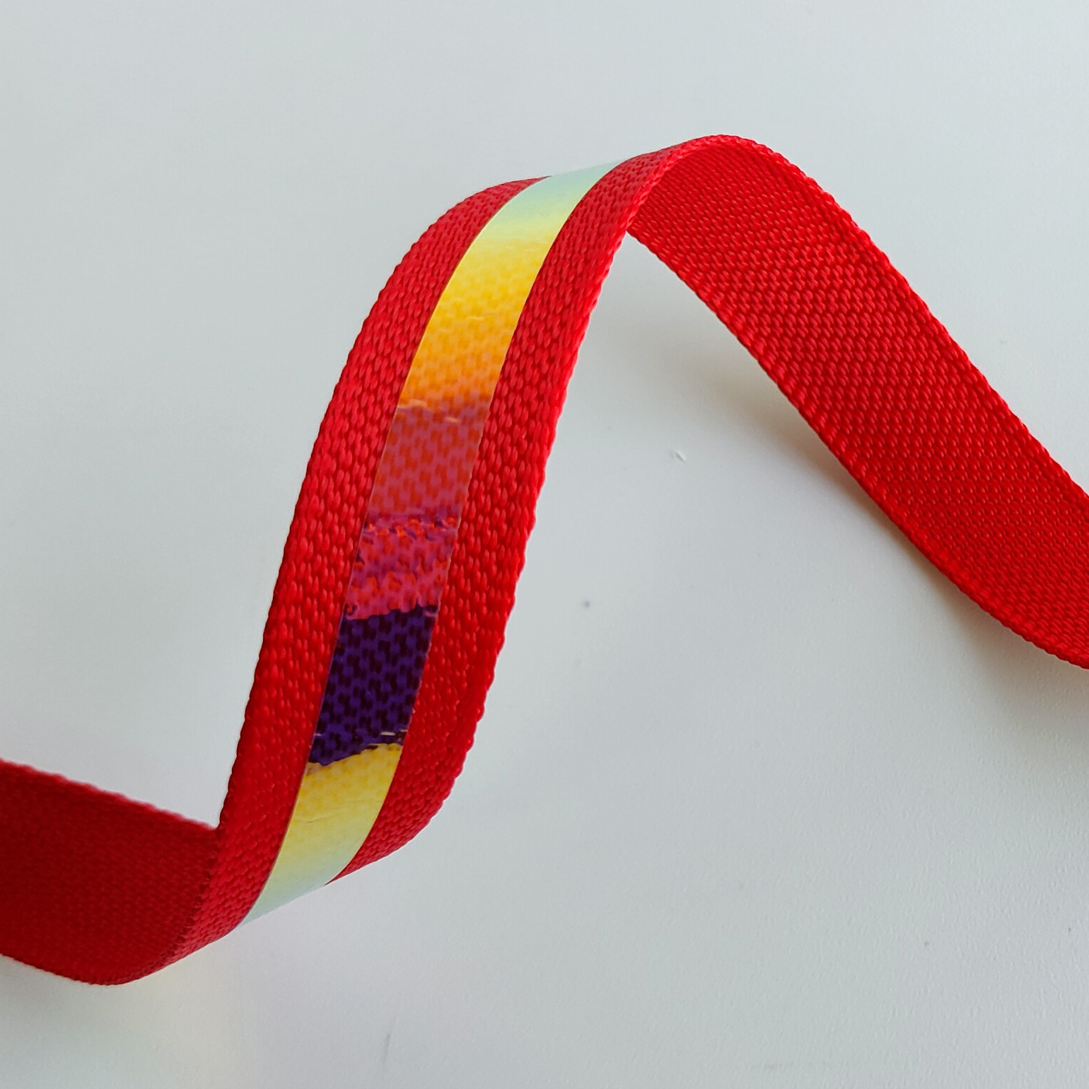 大红色锁边织带1.5厘米2厘米幻彩迷你带5分6分仿尼龙丝印彩色织带