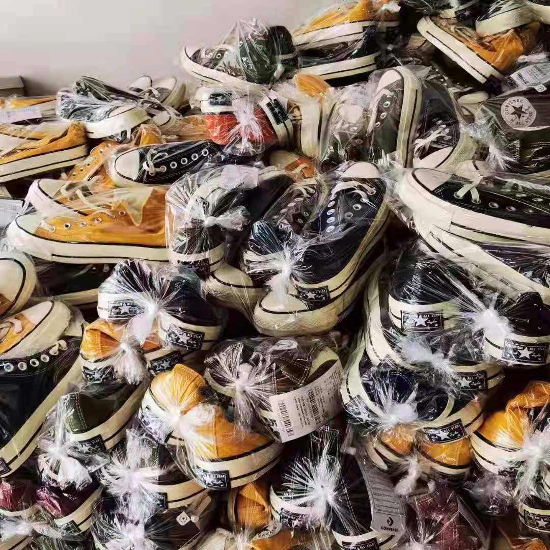 新款帆布女鞋地摊货源10元鞋子批发库存尾货处理低价鞋