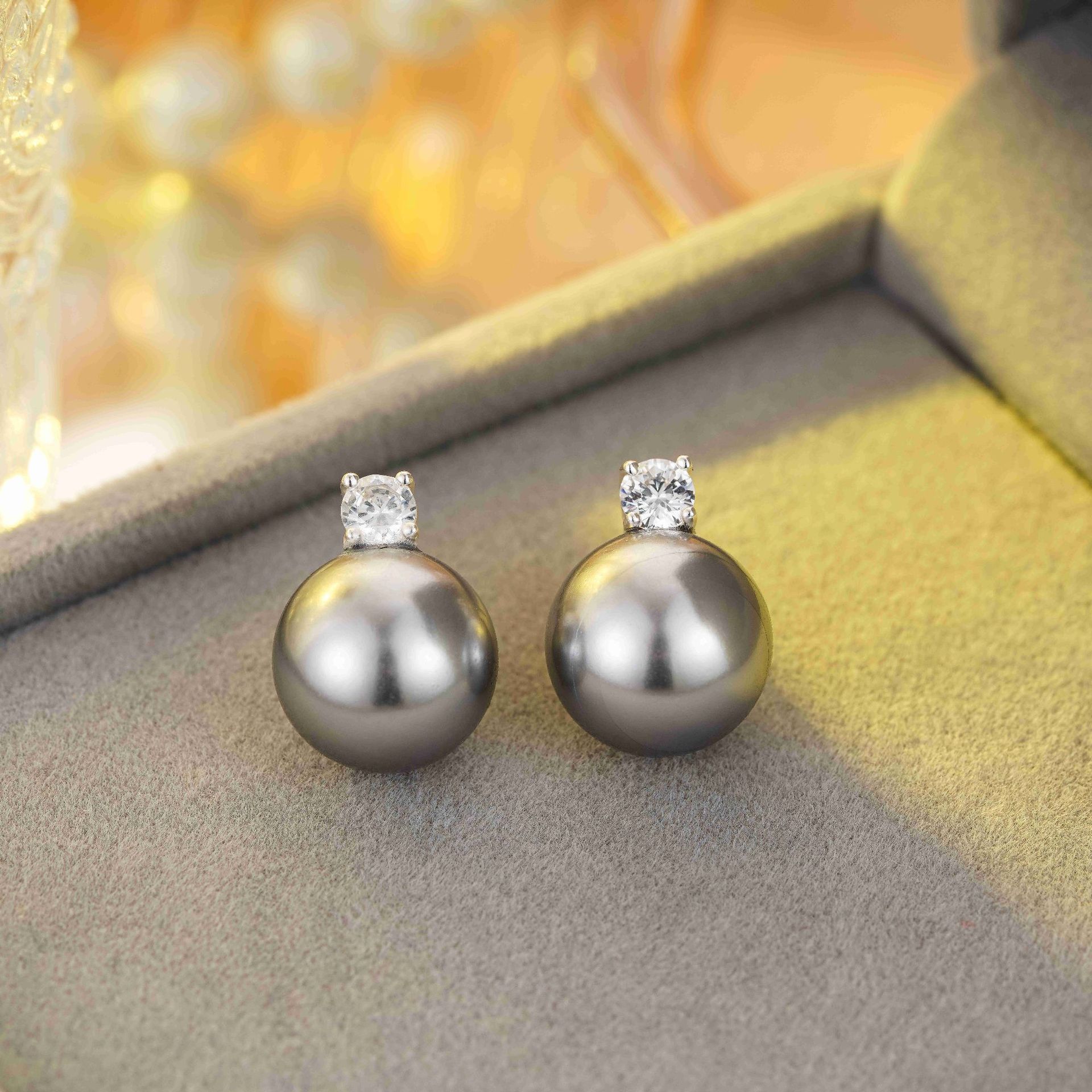 925 Silver Australian White Real Linen Shijia Pearl Stud Earrings Perfect Circle Strong Light Pearl Classic Diana Style Cold Stud Earrings for Women