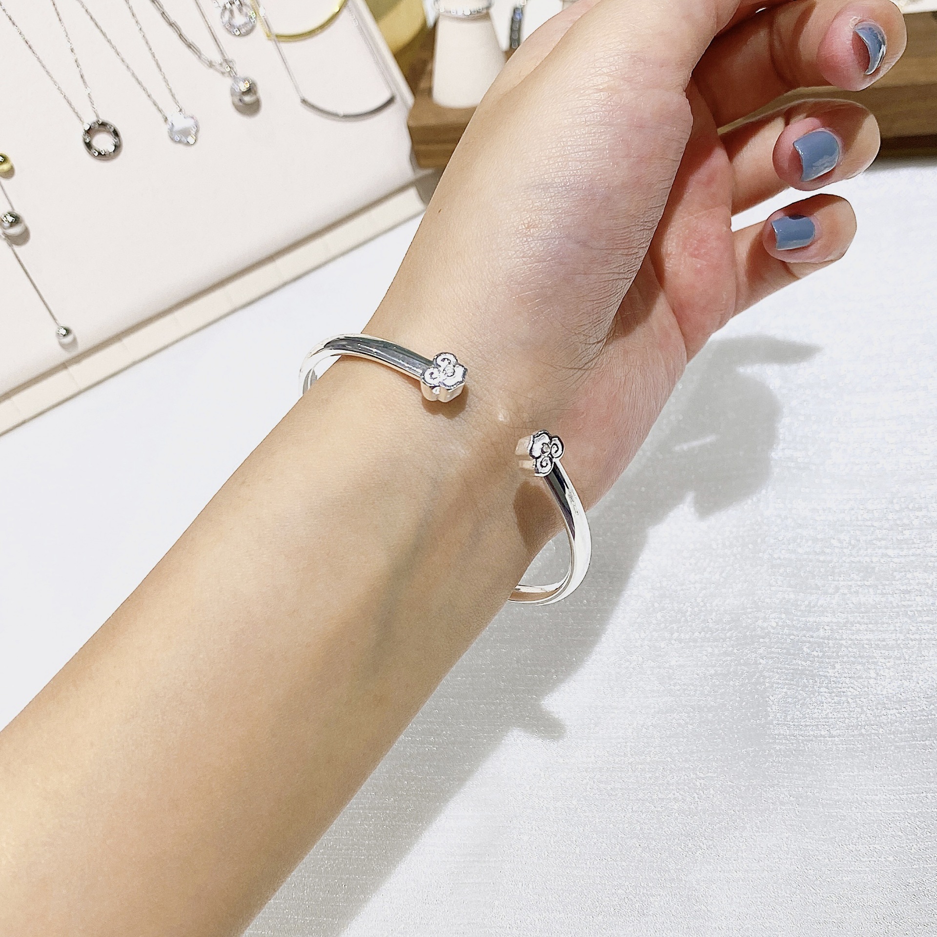 福氏如意镯子银饰品999足银手饰时尚银手镯女生开口纯银手镯批发