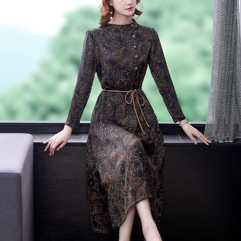 品牌新款时尚妈妈装长袖连衣裙女春秋款高端气质中年桑蚕丝长裙子