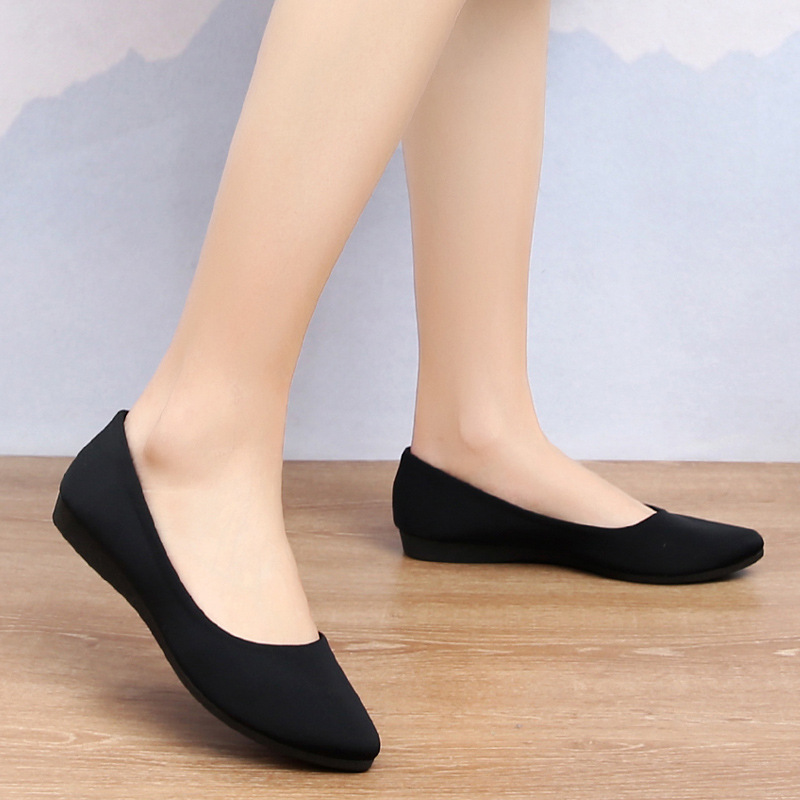 t老北京布鞋女单鞋平底上班鞋牛筋底软底一脚蹬工作鞋职业黑色布