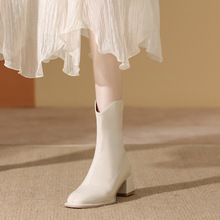 切尔西小短靴女靴2022秋冬高跟鞋白色靴子粗跟方头高跟女靴瘦瘦靴