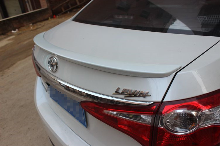 适用于14-18款丰田新卡罗拉雷凌尾翼改装 双擎免打孔带烤漆压尾翼