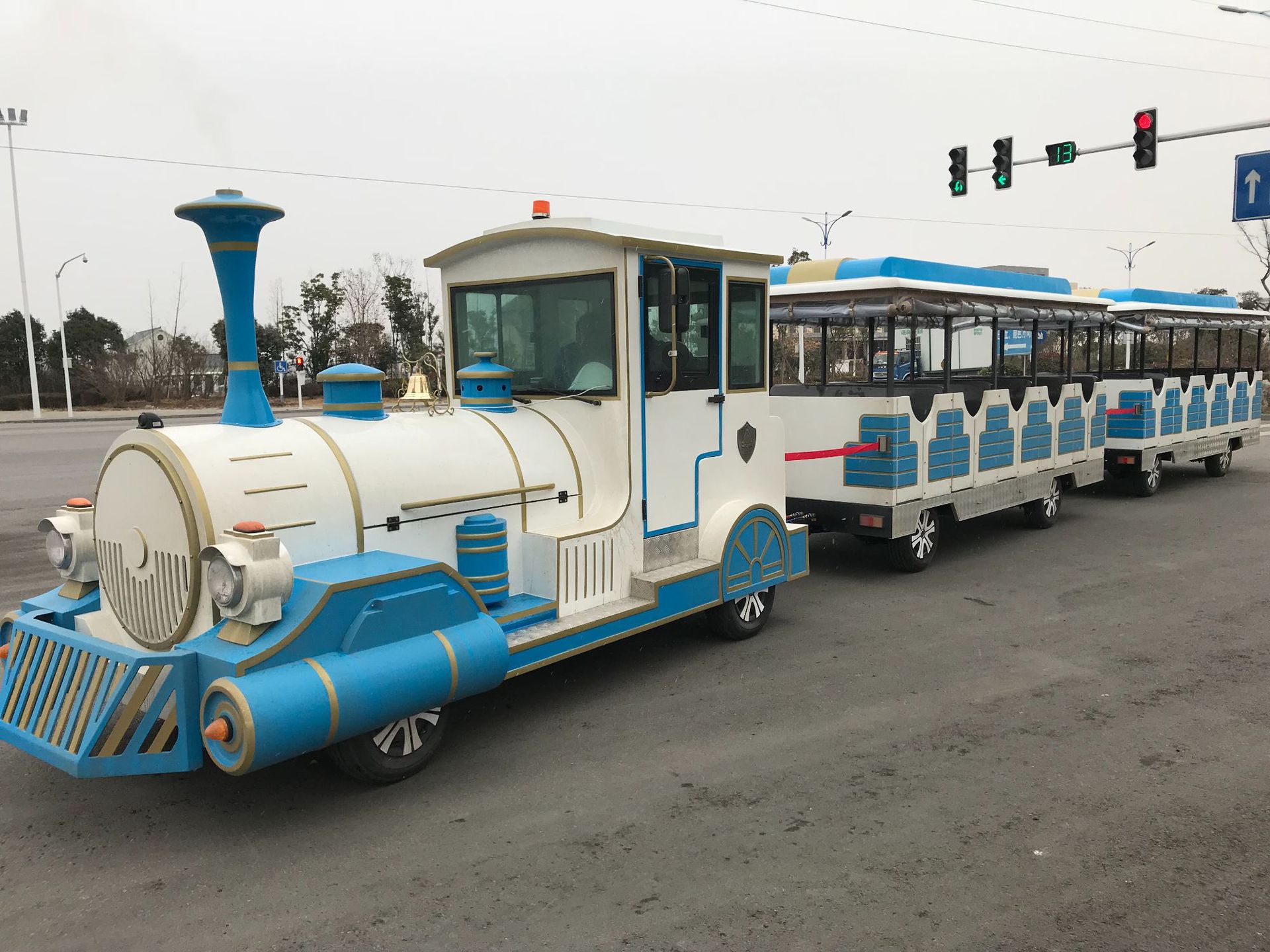 景区电动观光小火车游览车无轨小火车儿童游乐设备游览车