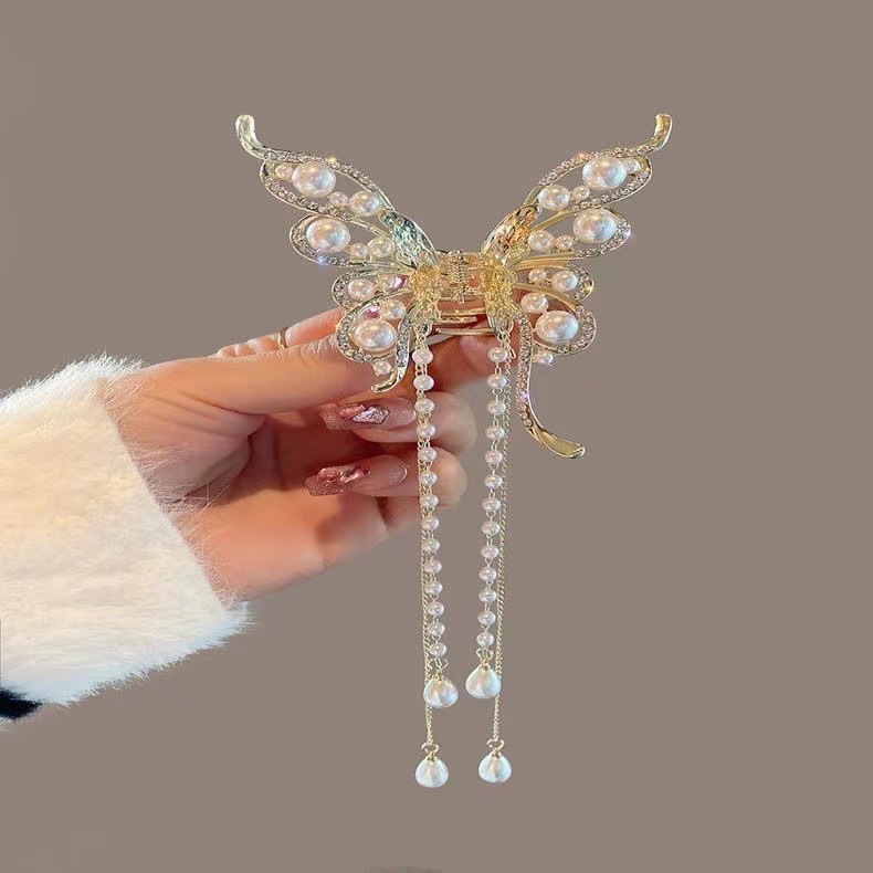 Elegant Hollow Rhinestone Pearl Butterfly Tassel Claw Clip Summer Metal Barrettes Women's Back Hairpin Hair Jaw Clip