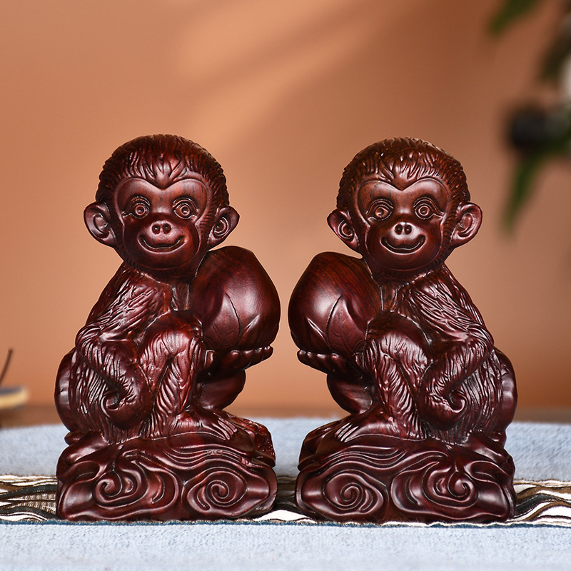 黑檀木雕猴子抱桃摆件实木雕刻客厅创意生肖猴家居工艺品开运礼品