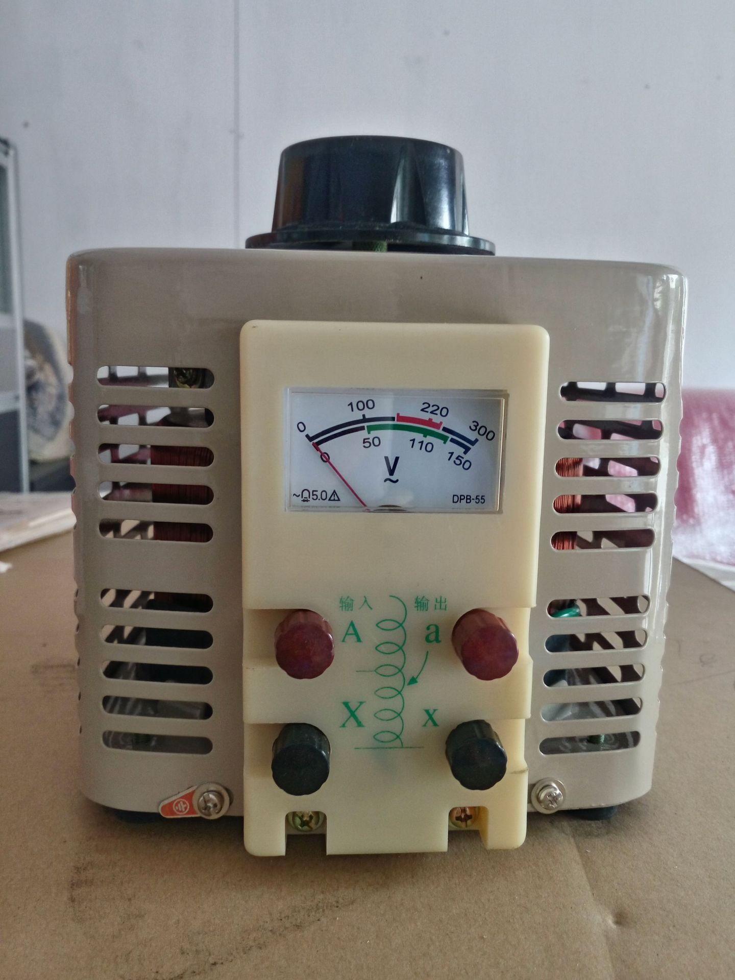 单相调压器 手动调压器 电压调整器 tdgc2-1kva 220v/0-250v可调