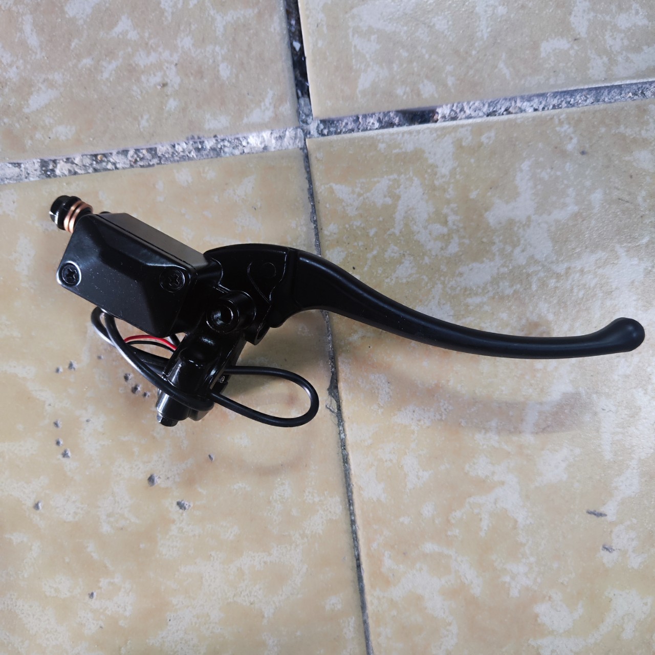 雅迪电动车刹车上泵 直出油-阿里巴巴