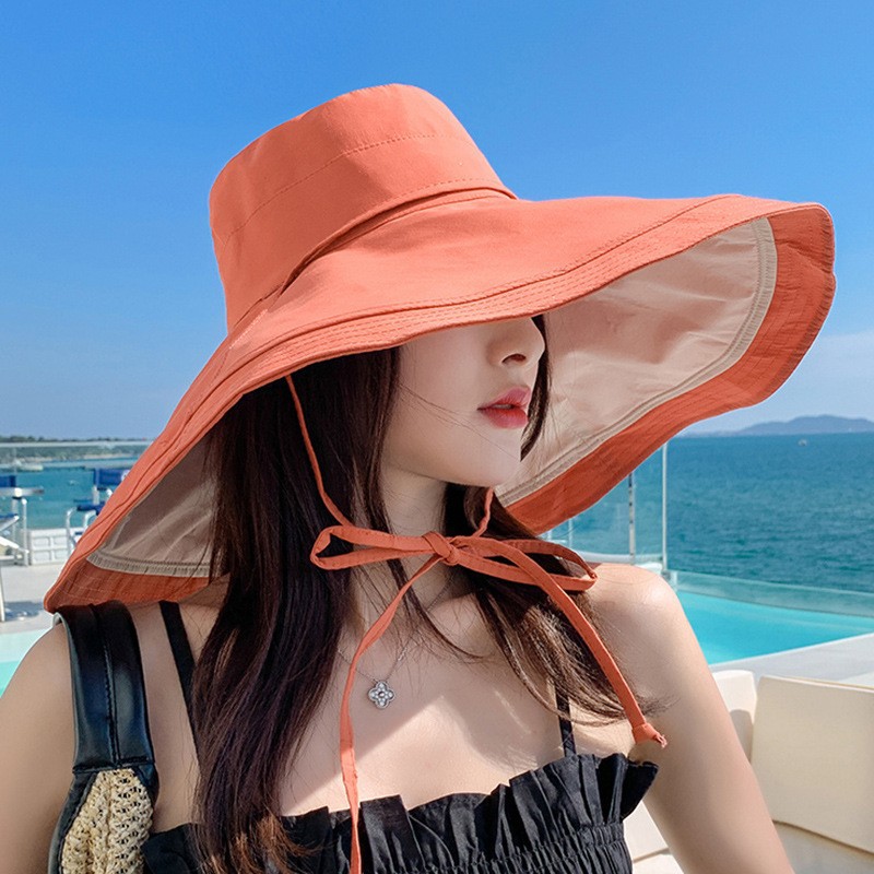 法式名媛风平顶礼帽2023新款夏季优雅珍珠草编海边防晒遮阳帽子女