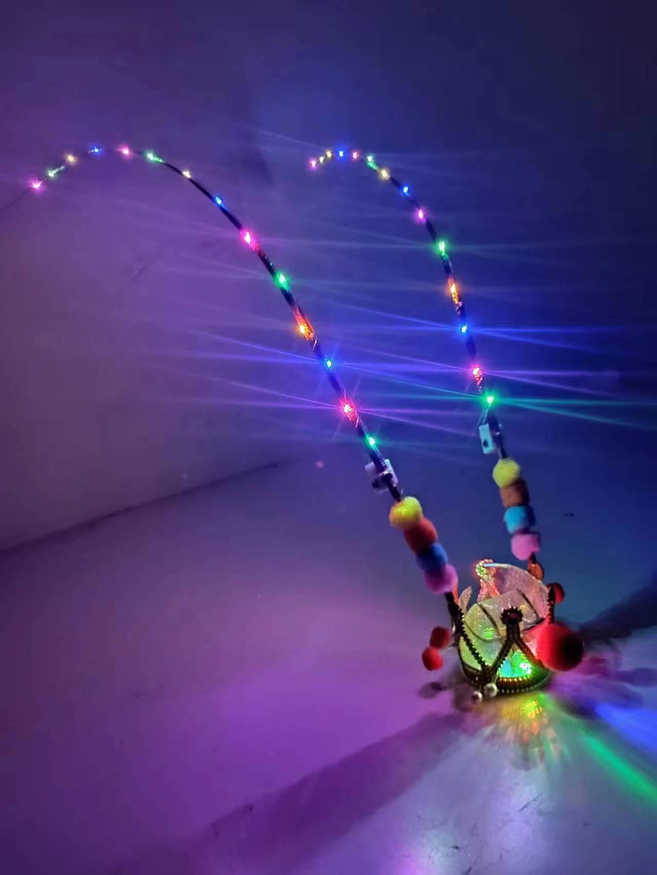 hot selling stall goods sun wukong light-emitting purple gold crown golden hoop stick light-emitting children‘s toy travel hot sale at scenic spot