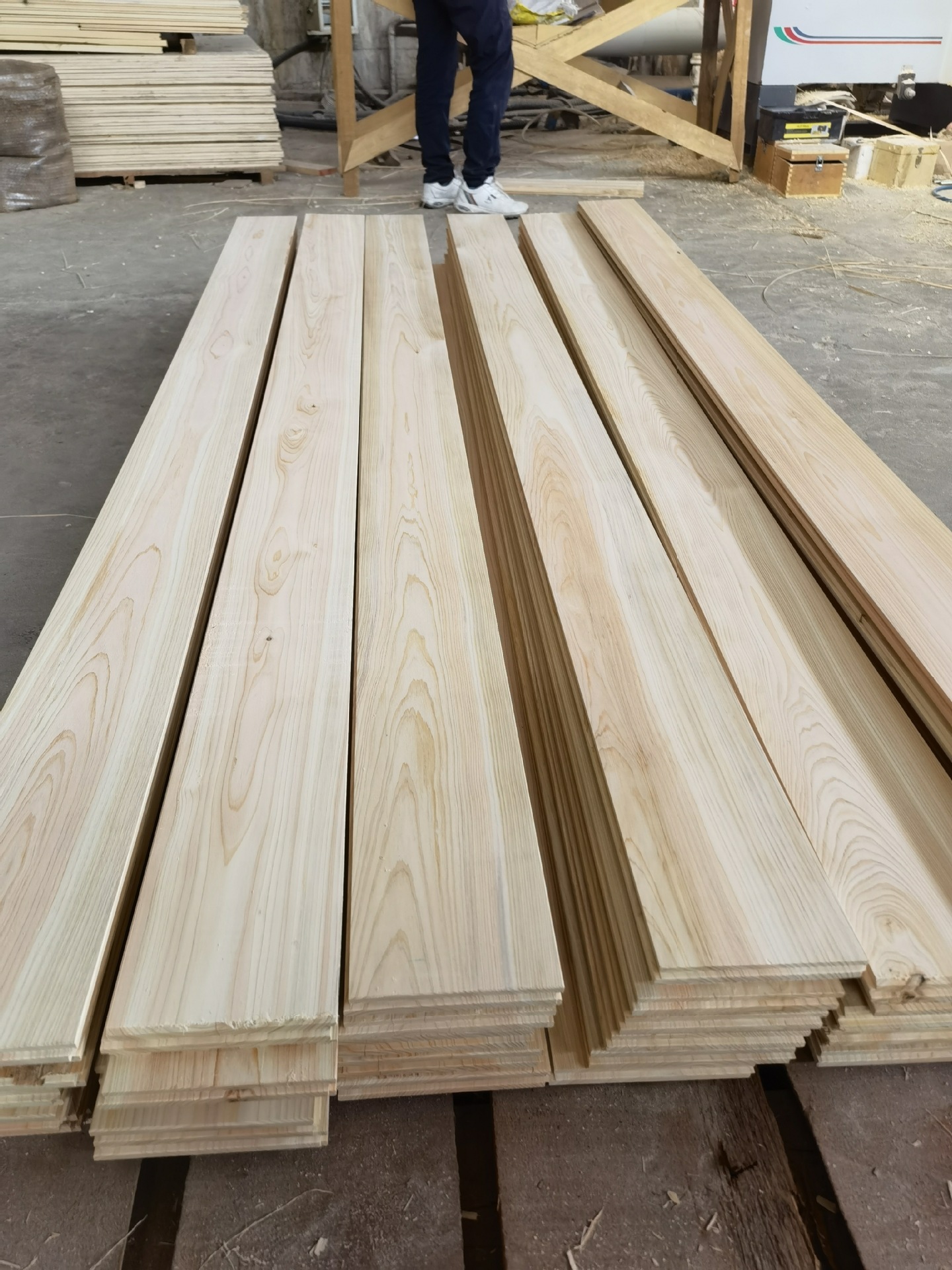 厂家供应日本桧木任意尺寸木板材桧木实木板规格防腐单面双面无节