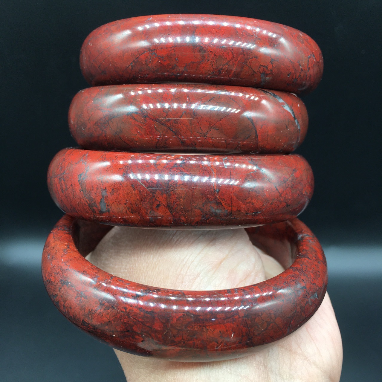 新疆红伊丁手镯 陨石鸡血红手镯 鸡血石玉玉器饰品直播供货-阿里巴巴