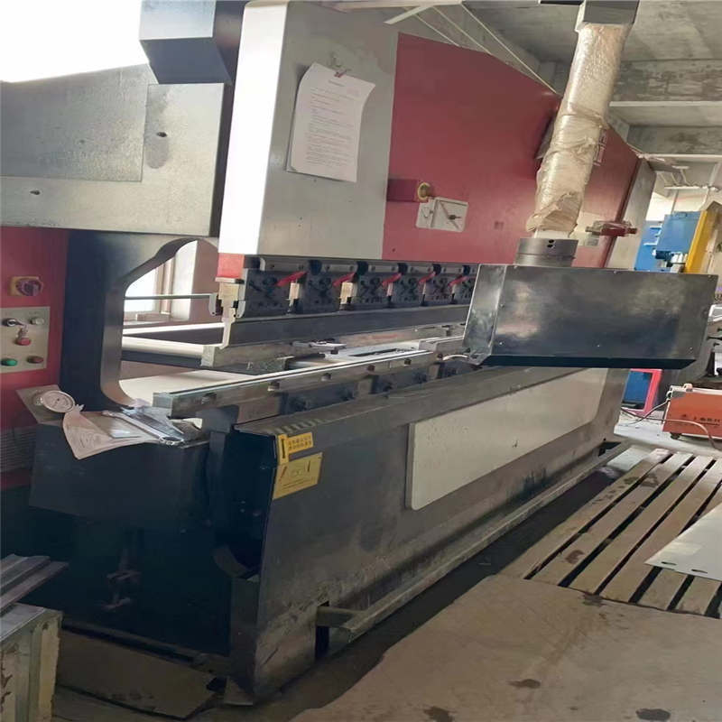 二手奥斯玛100tx3米下动式折弯机铁板不锈钢板料折边折弯压弯设备