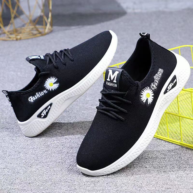 New Old Beijing Cloth Shoes Women's Shoes Casual Pumps Middle-Aged and Elderly Walking Shoes Soft Bottom Women's Comfortable and Non-Slip Mom Shoes