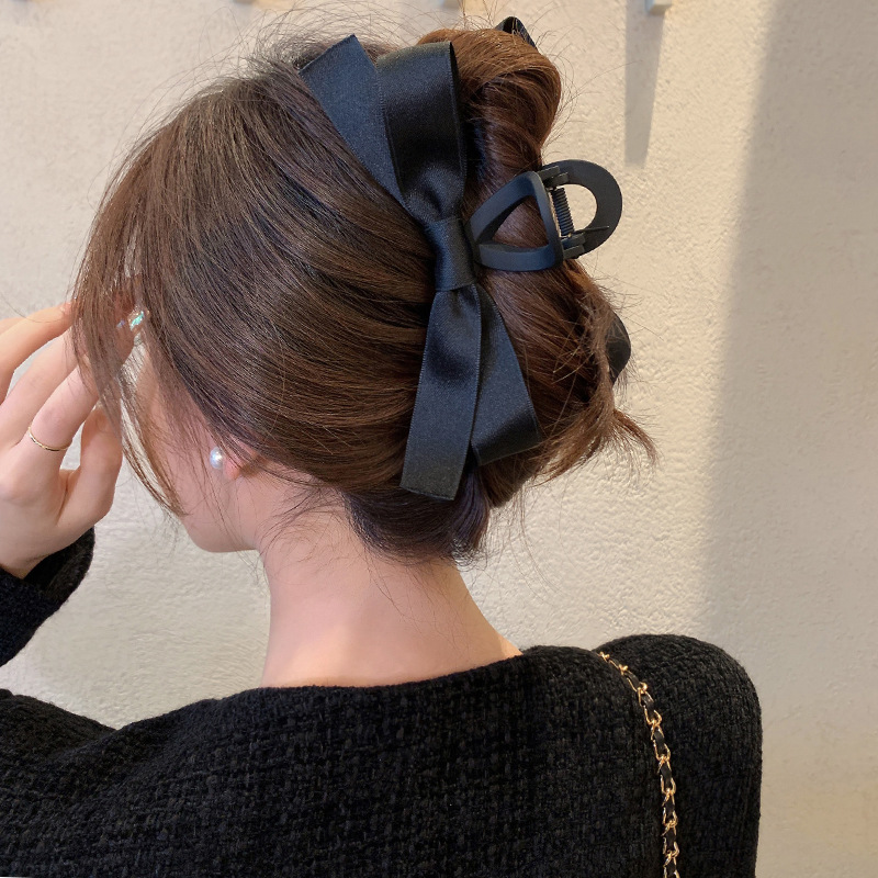 Hepburn Wind Black Bow Claw Clip Women's Large High-Grade Updo Internet Influencer Hair Clip Back Head Shark Clip Headdress