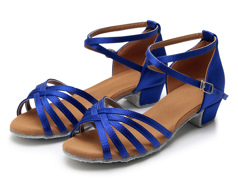 38,39,40,41,42颜色深棕,黑色,浅肤,金色,银色,豹纹,蓝色适用场景舞蹈