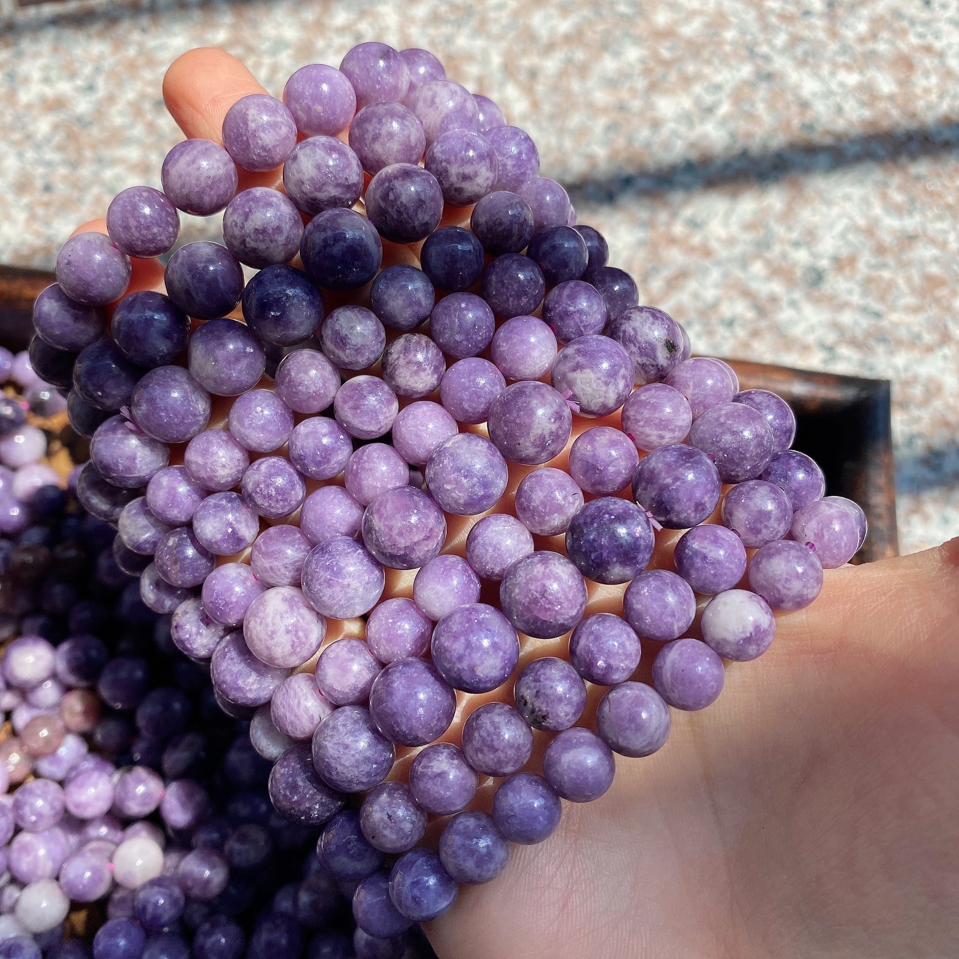 宏耀天然云母手链锂云母梅花碧8-12mm手串diy饰品时尚女 一件代发