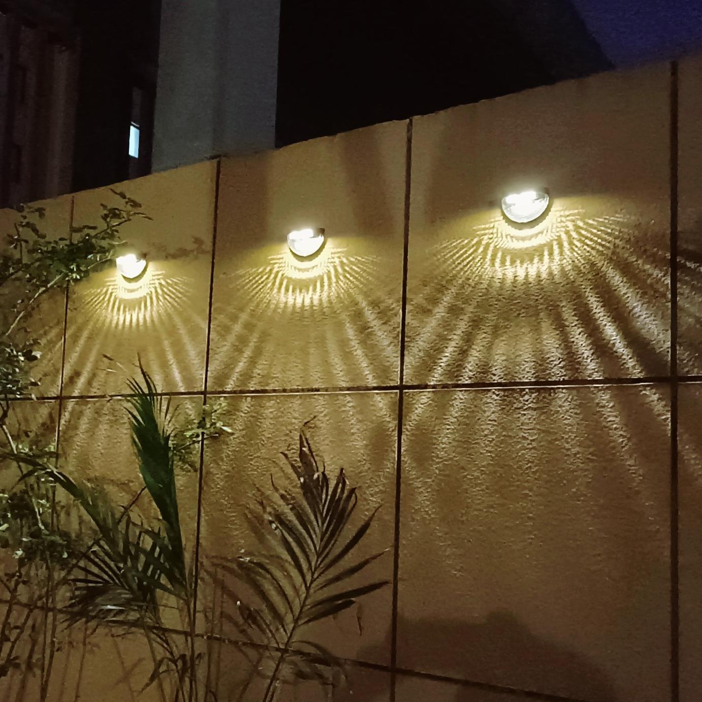 现代简约风围墙栏杆户外门口墙壁装饰照明灯 6led太阳能感应壁灯