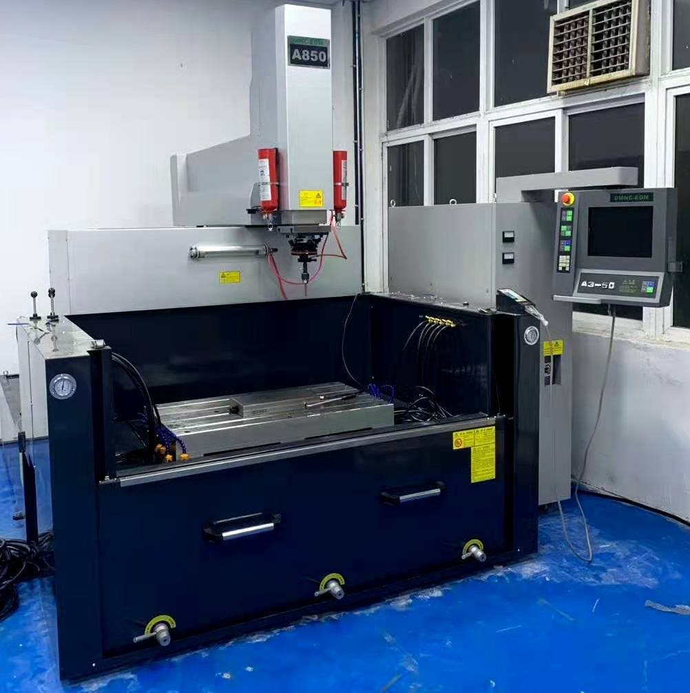 znc450电火花机迪蒙数控镜面火花机电脉冲火花机a45