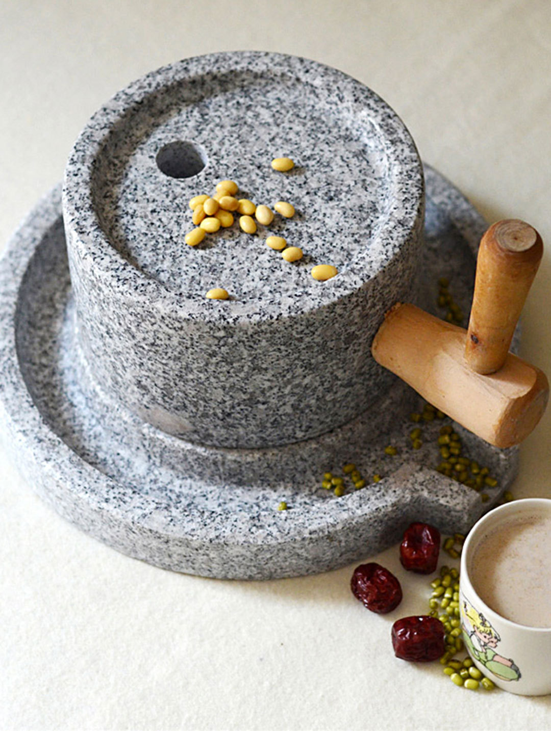 石磨家用青石小型石头盘纯手工推动磨子天然石材磨豆腐米浆麻石磨