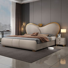 轻奢现代卧室双人皮床简约风格1.5米豪华家用1.8米网红主卧双人床