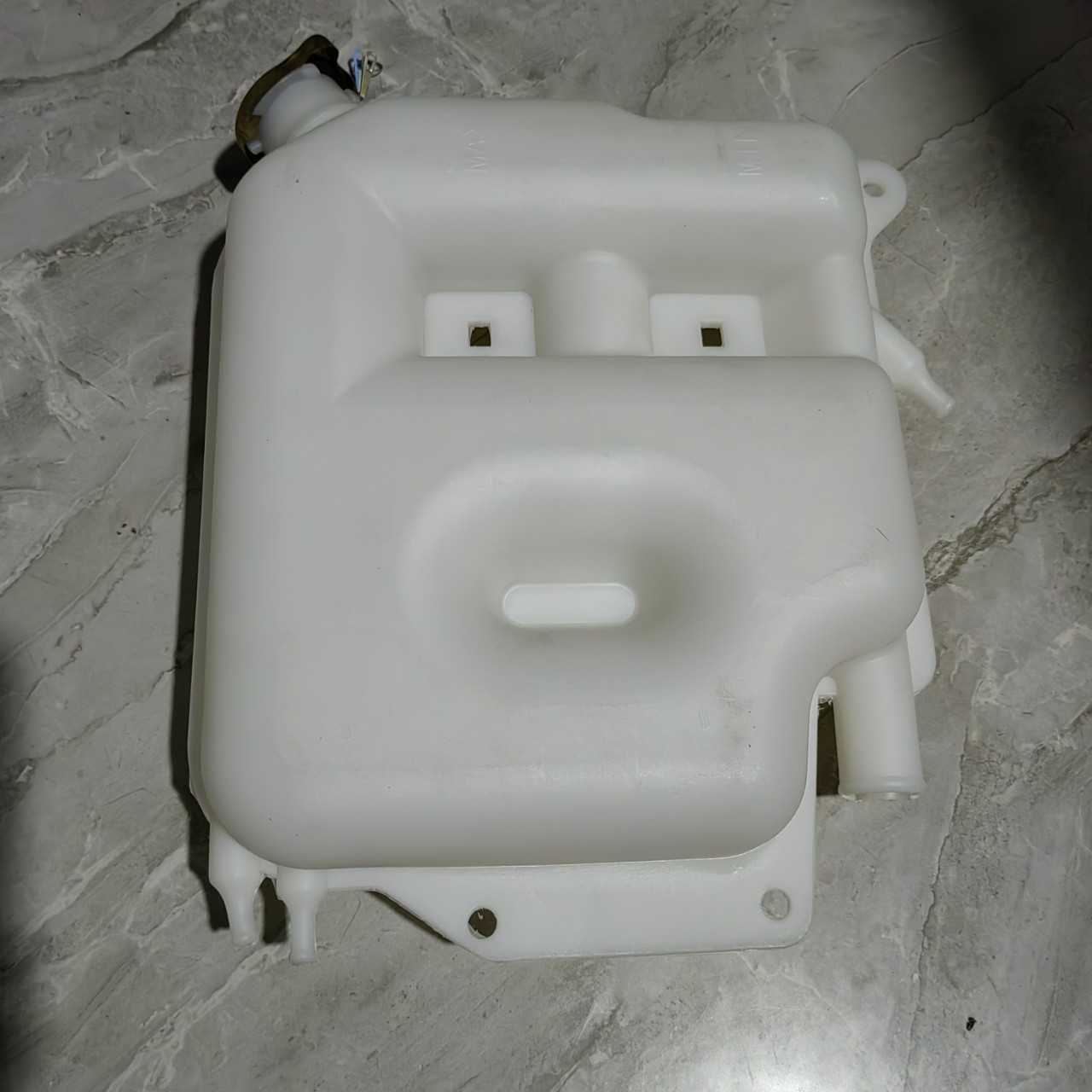 适用于江淮格尔发副水箱轻卡配件1311n-0101-a膨胀水壶江淮副水箱