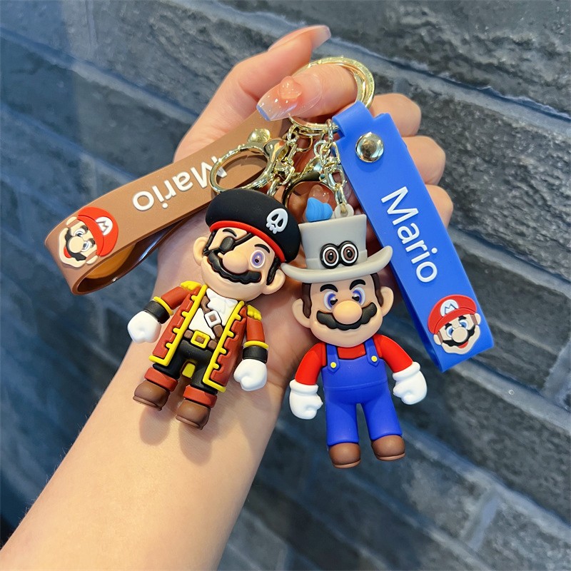 Creative Cartoon Pirate Mario Keychain Cute Pirate Super Mary Key Chain Men and Women Handbag Pendant