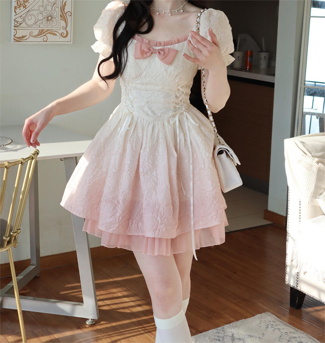 在逃公主蓬蓬裙甜美泡泡袖裙子初恋法式茶歇连衣裙女2023夏季新款