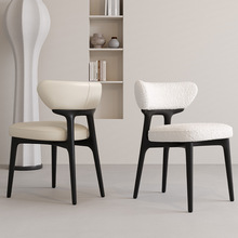意式实木餐椅家用北欧设计师真皮白蜡木椅子现代简约小户型靠背椅