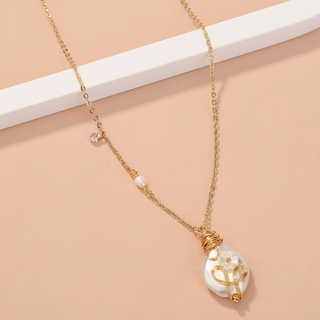 法式时尚饰品创意气质百搭纯手工缠绕仿巴洛克珍珠吊坠锁骨链女士