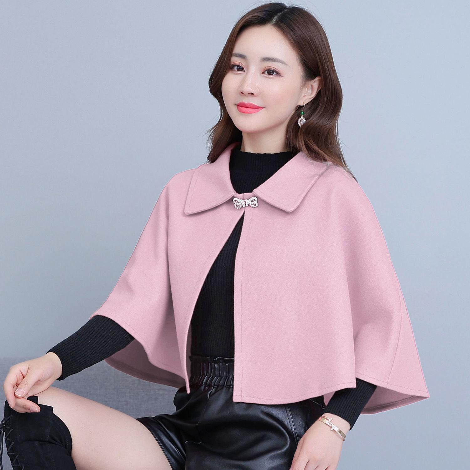 小外套女2021秋冬新款百搭披肩斗篷小个子外搭短款披风配旗袍毛呢