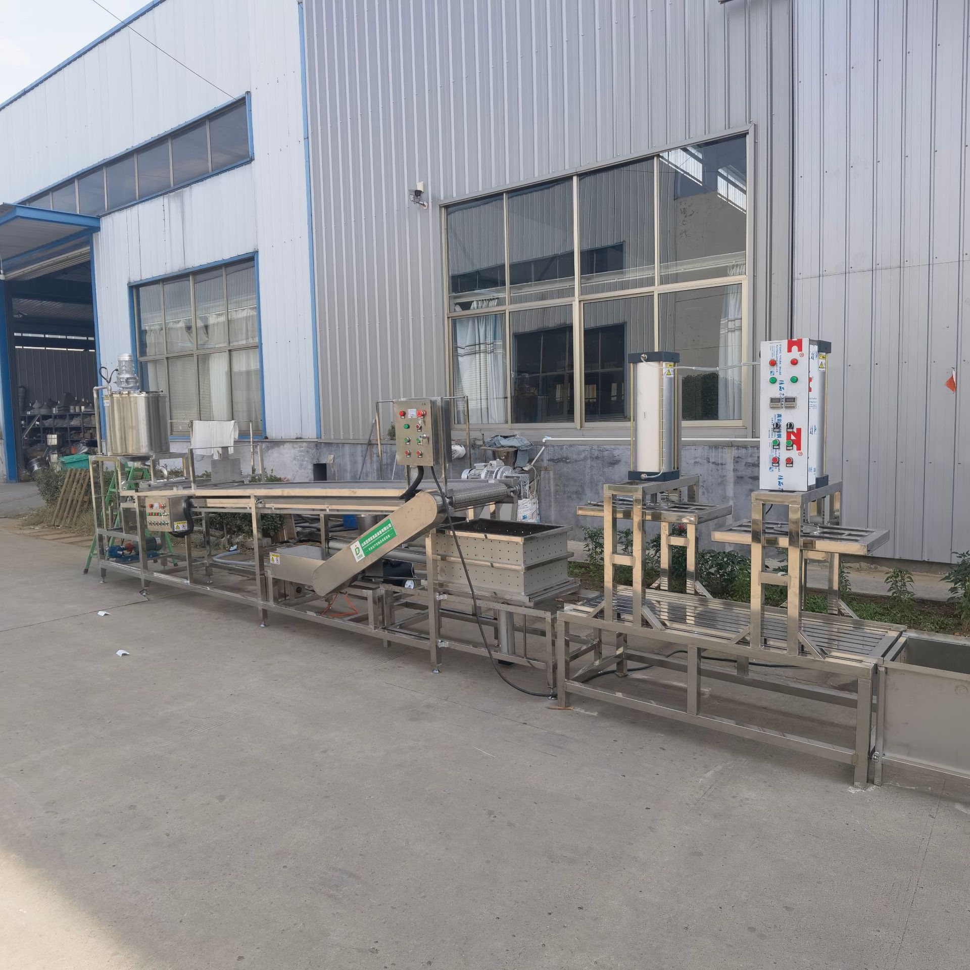 全自动豆腐皮机器商用千张机大型干豆腐机器豆制品加工设备广东